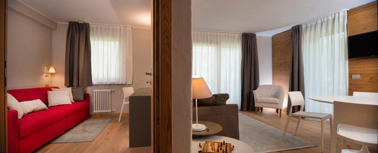 3 Chalets Aparthotel Breuil-Cervinia Exterior photo