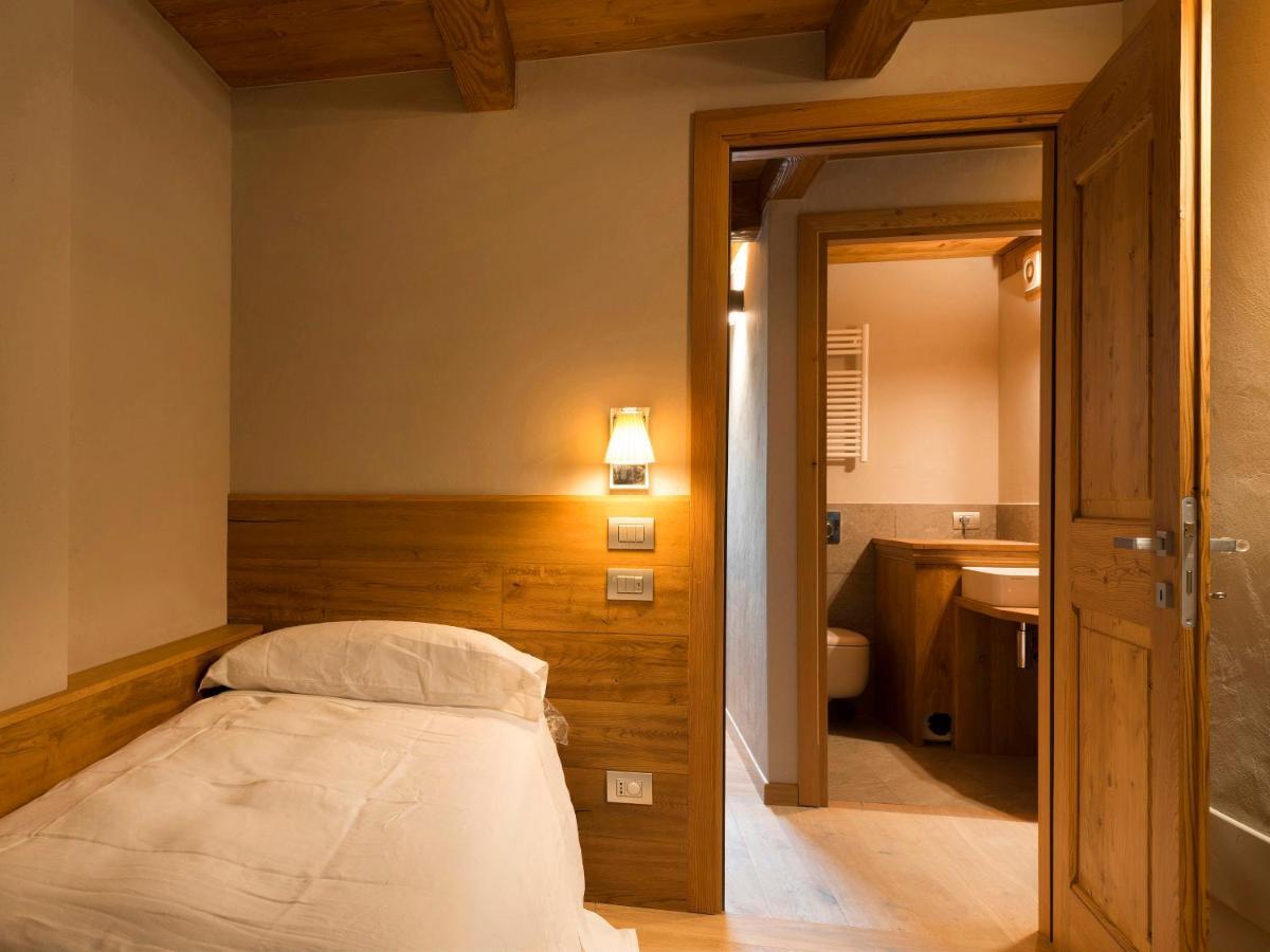 3 Chalets Aparthotel Breuil-Cervinia Exterior photo